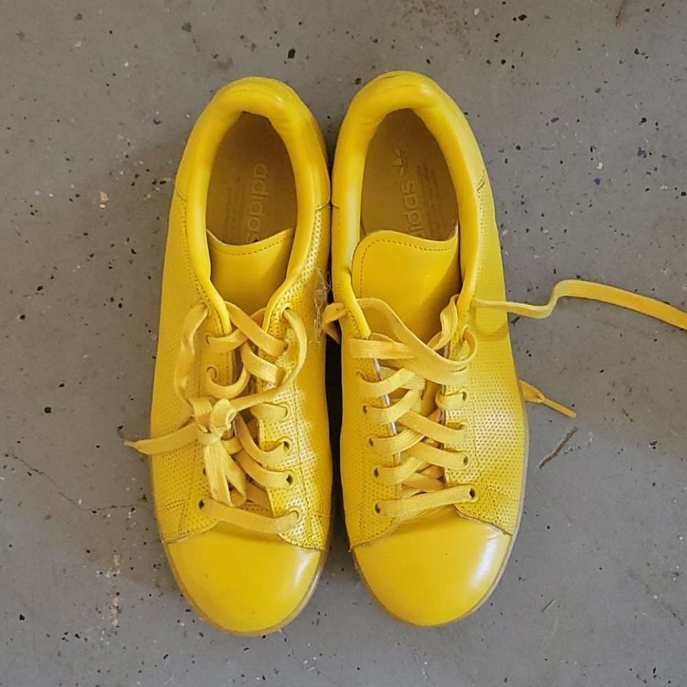 Adidas Sneakers